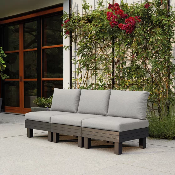 Elements m�anyag kerti h�rom szem�lyes kanap� grafit sz�rke, p�rn�val